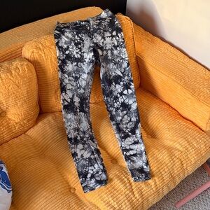 Lululemon Athletica Monochrome Tie-Dye Leggings